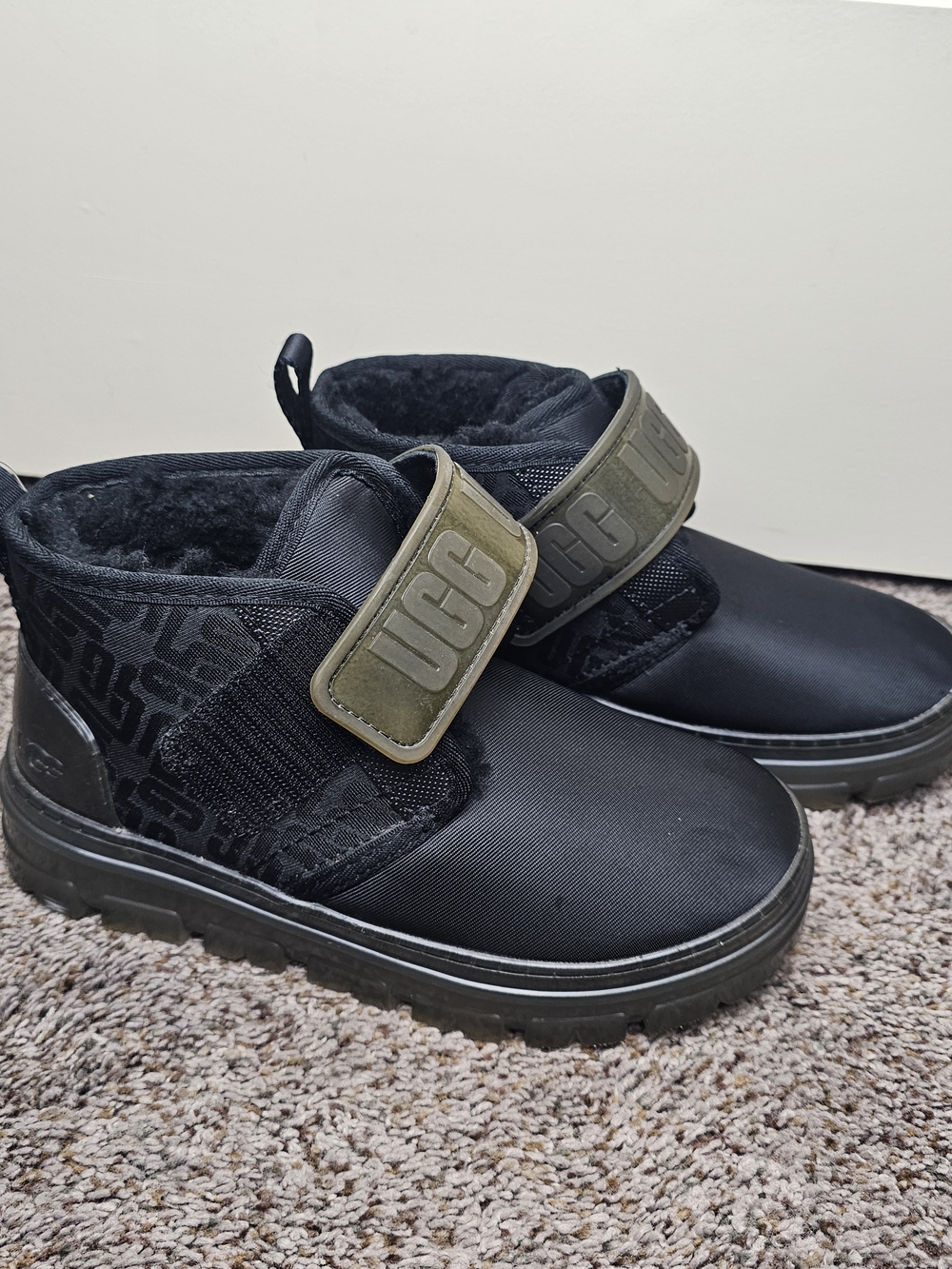 UGG Neumel Graphic Monogram chukka boots